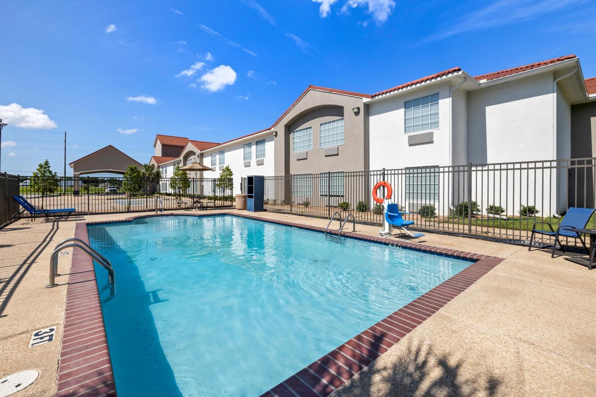 Best Western Acadia Hotel Crowley Экстерьер фото